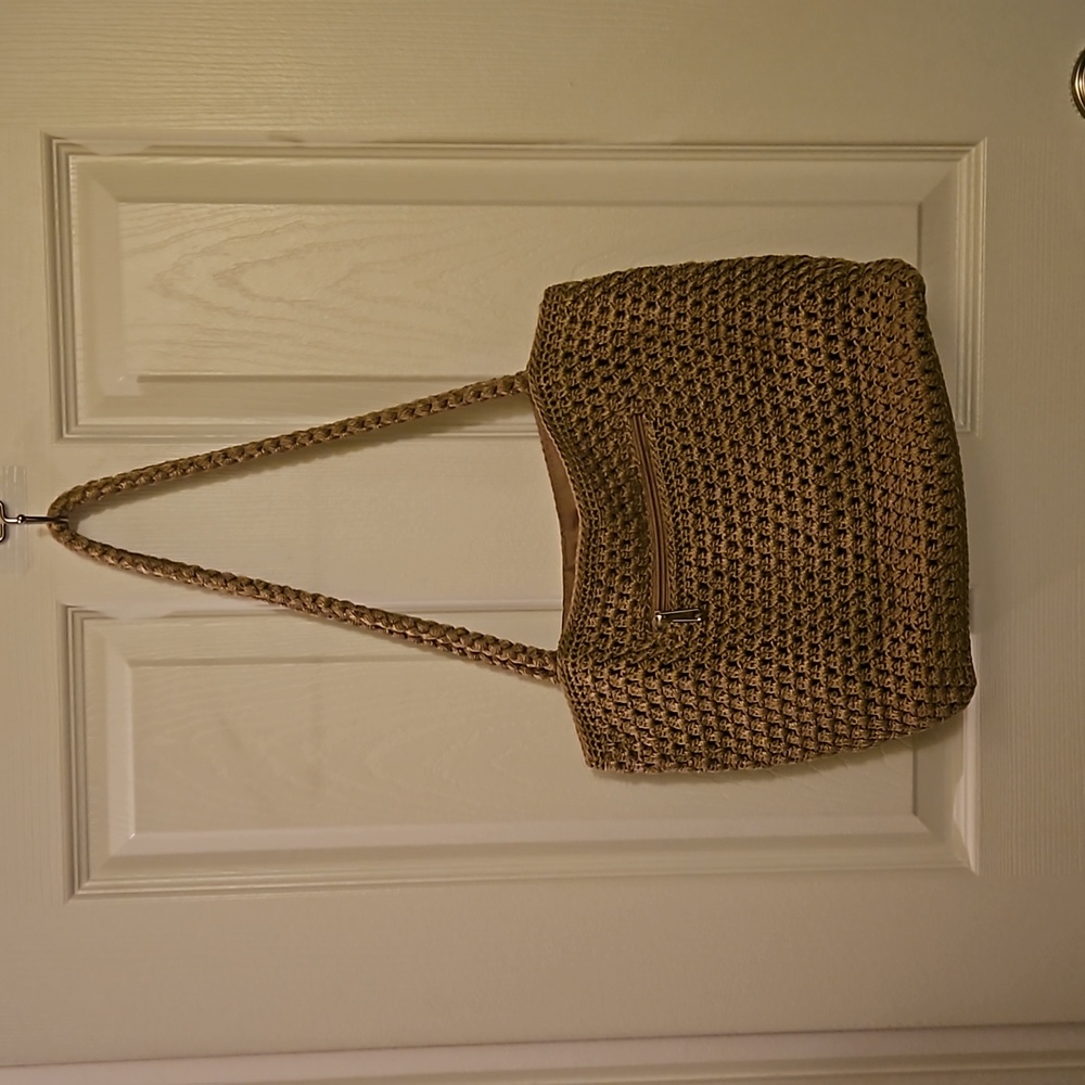Tan weave shoulder bag